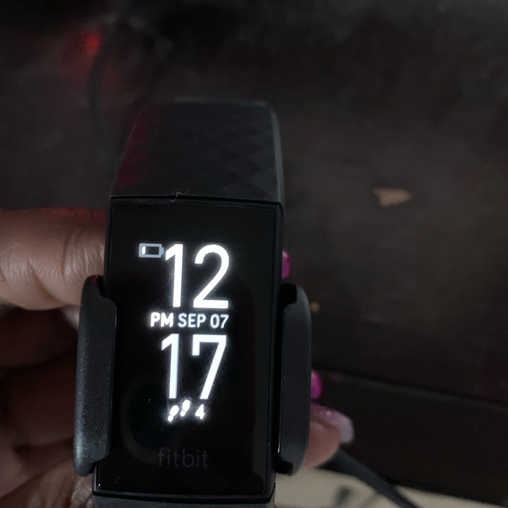 Fitbit Charge 4